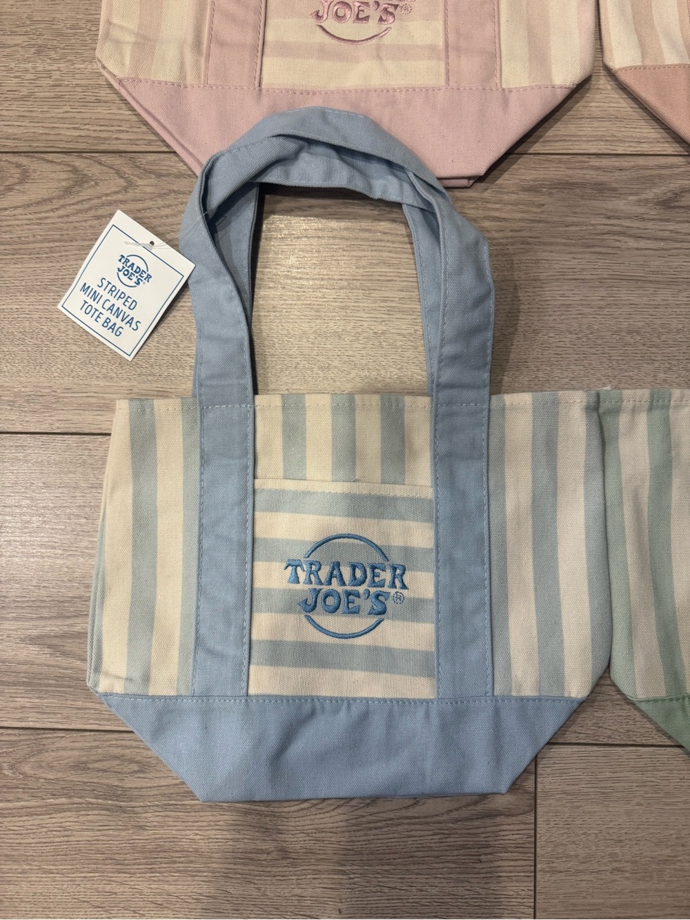New Striped Trader Joes Mini Tote Set of 4 - Limited Edition - Picture 3 of 5